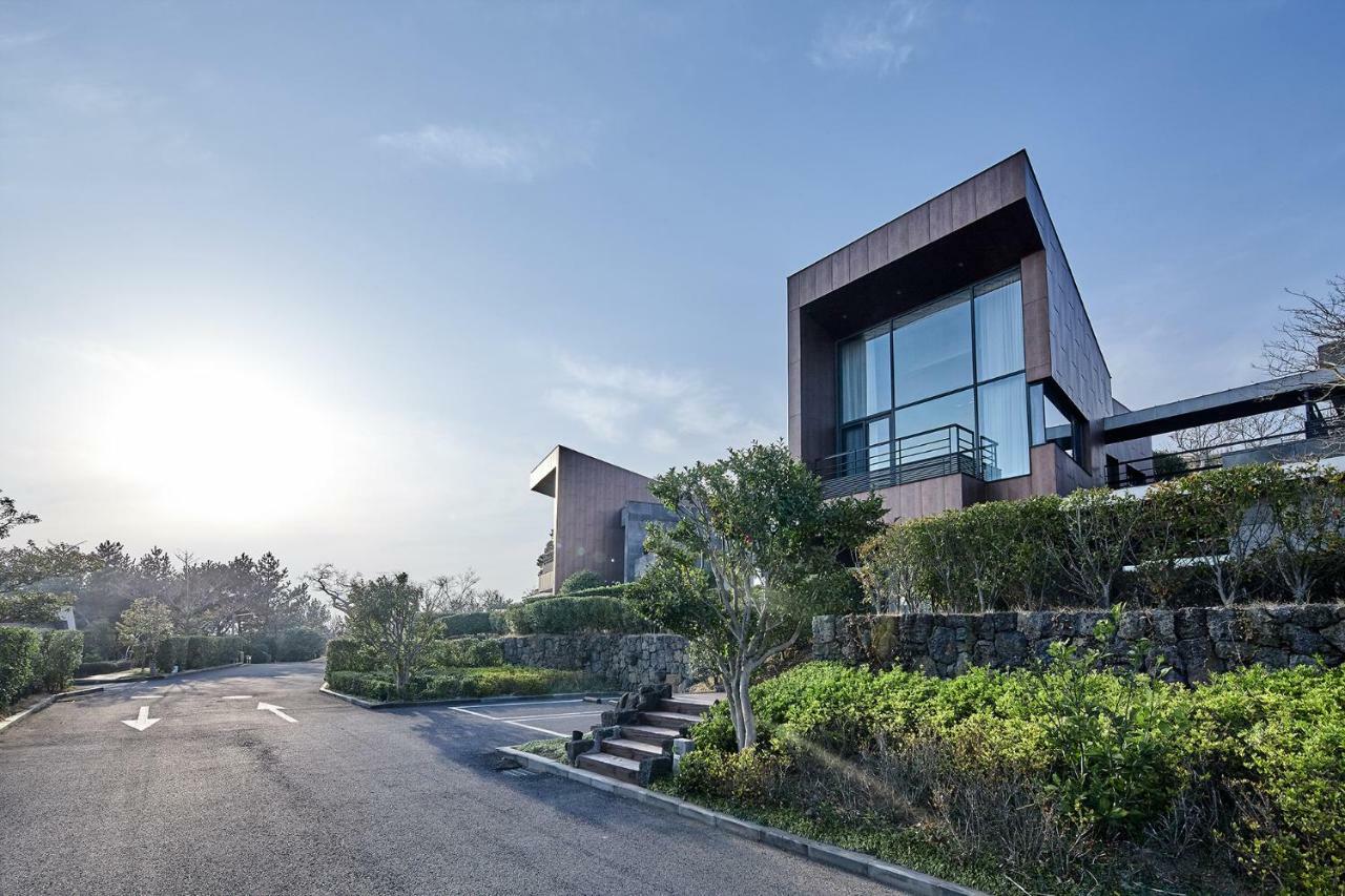 Lotte Resort Jeju Artvillas Seogwipo Bagian luar foto